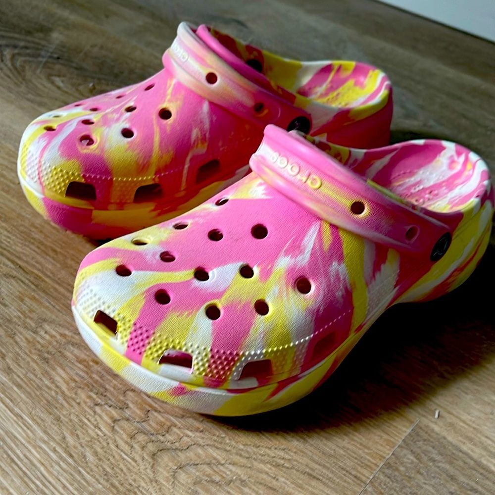 Crocs